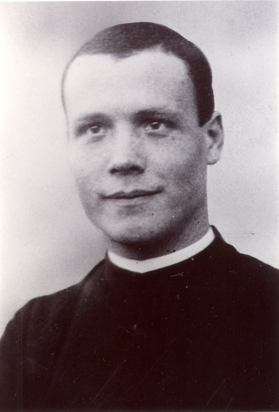 Supreme Witness: Father Alfredo De Lai
